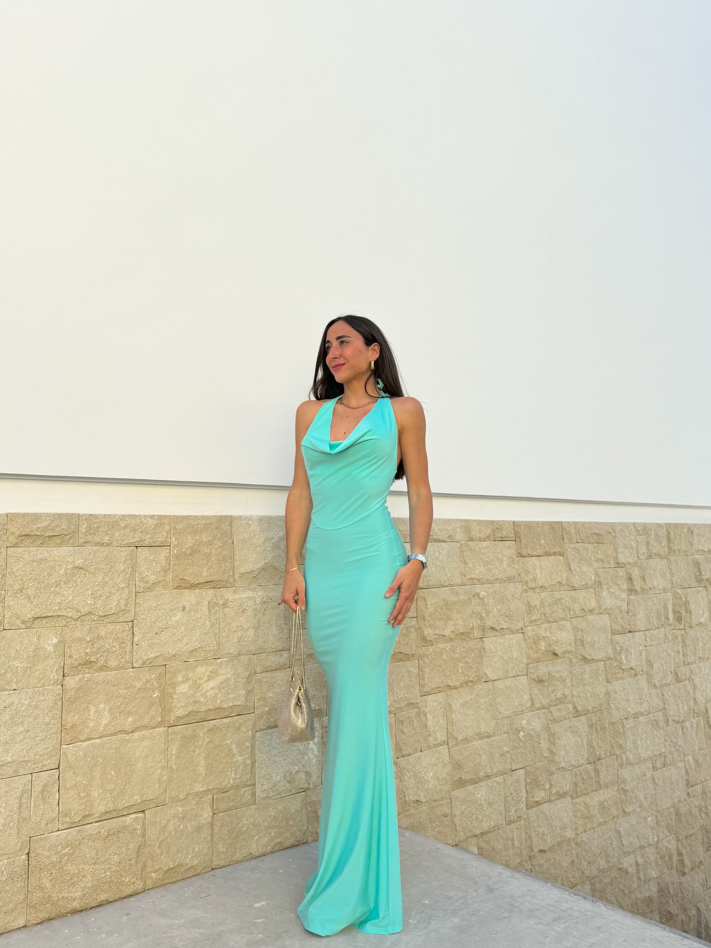 Vestido cascada largo turquesa