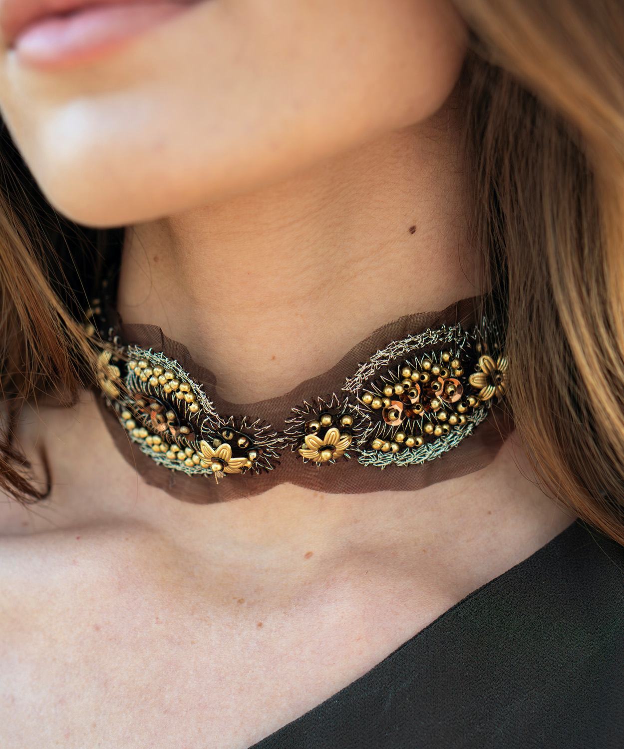 Chocker Lira