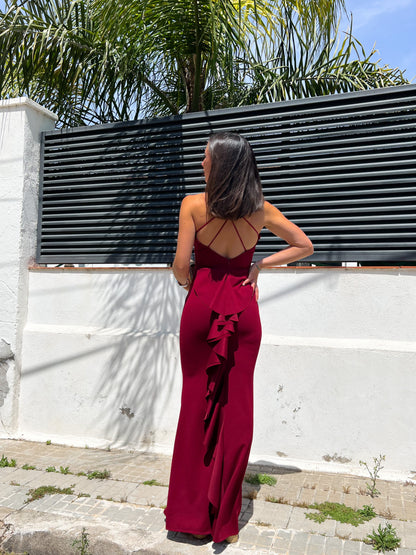 Vestido largo cola vino