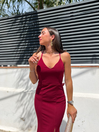 Vestido largo cola vino